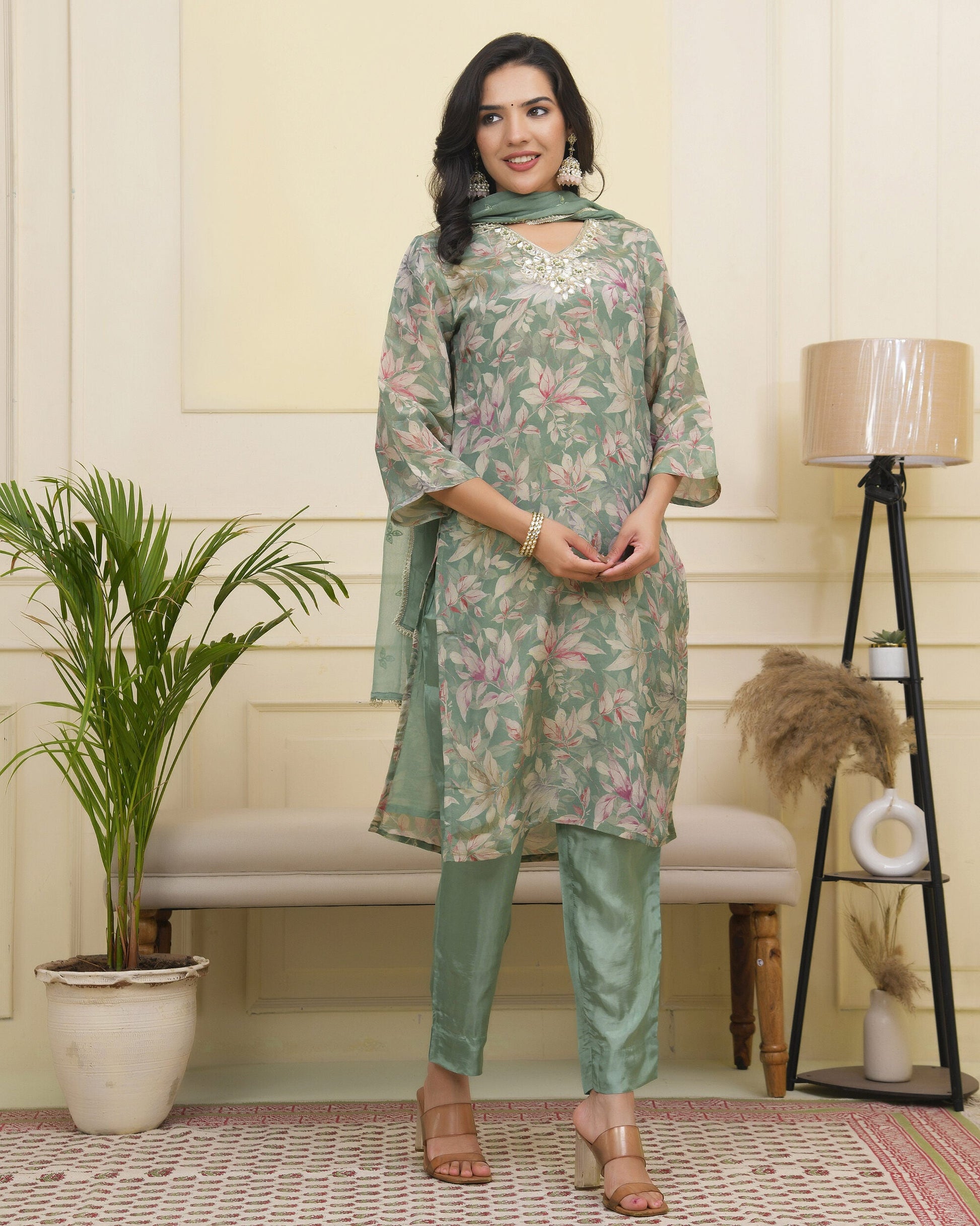 Women tissue shimmer kurta with silk pant & dupatta