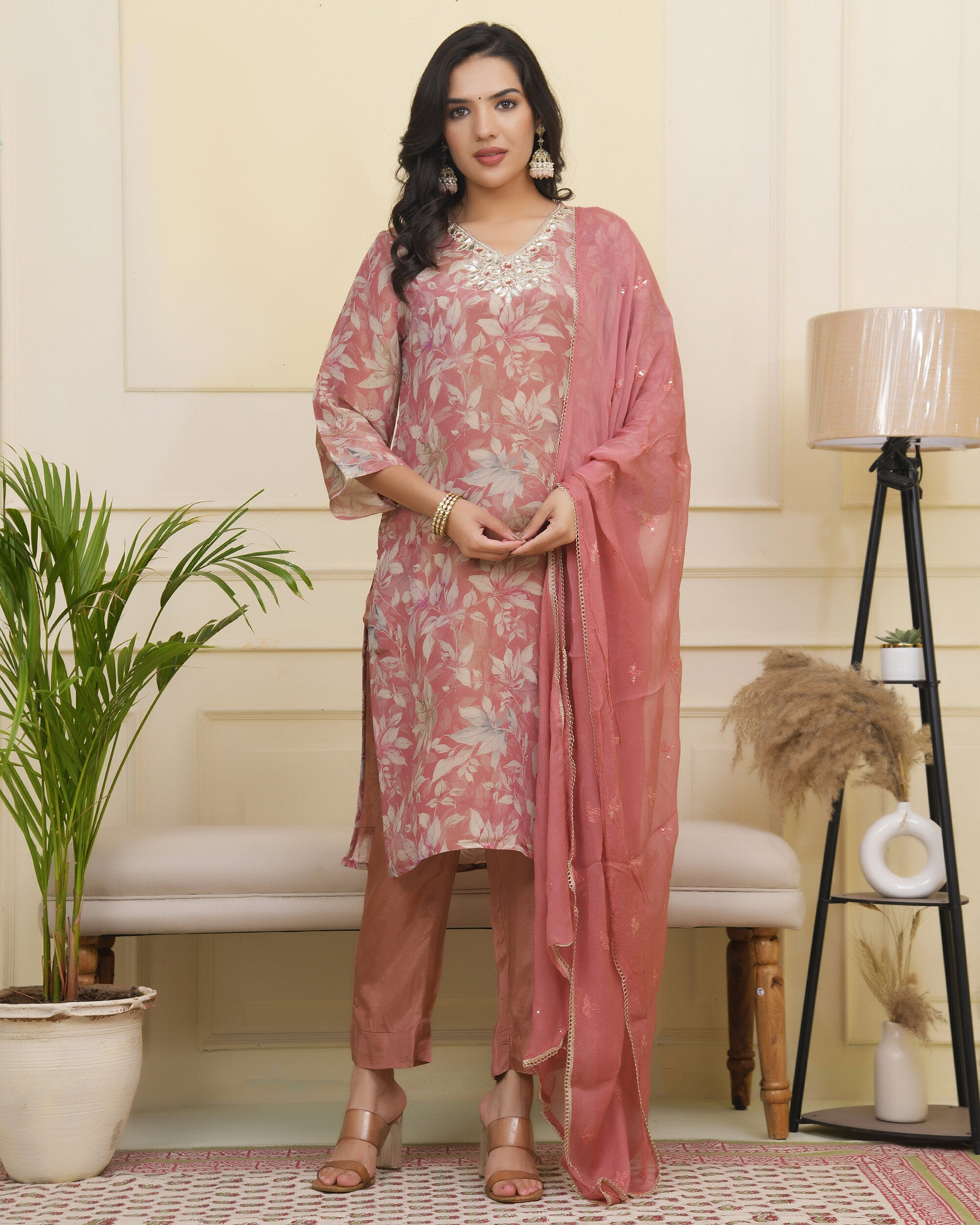 Women tissue shimmer kurta with silk pant & dupatta