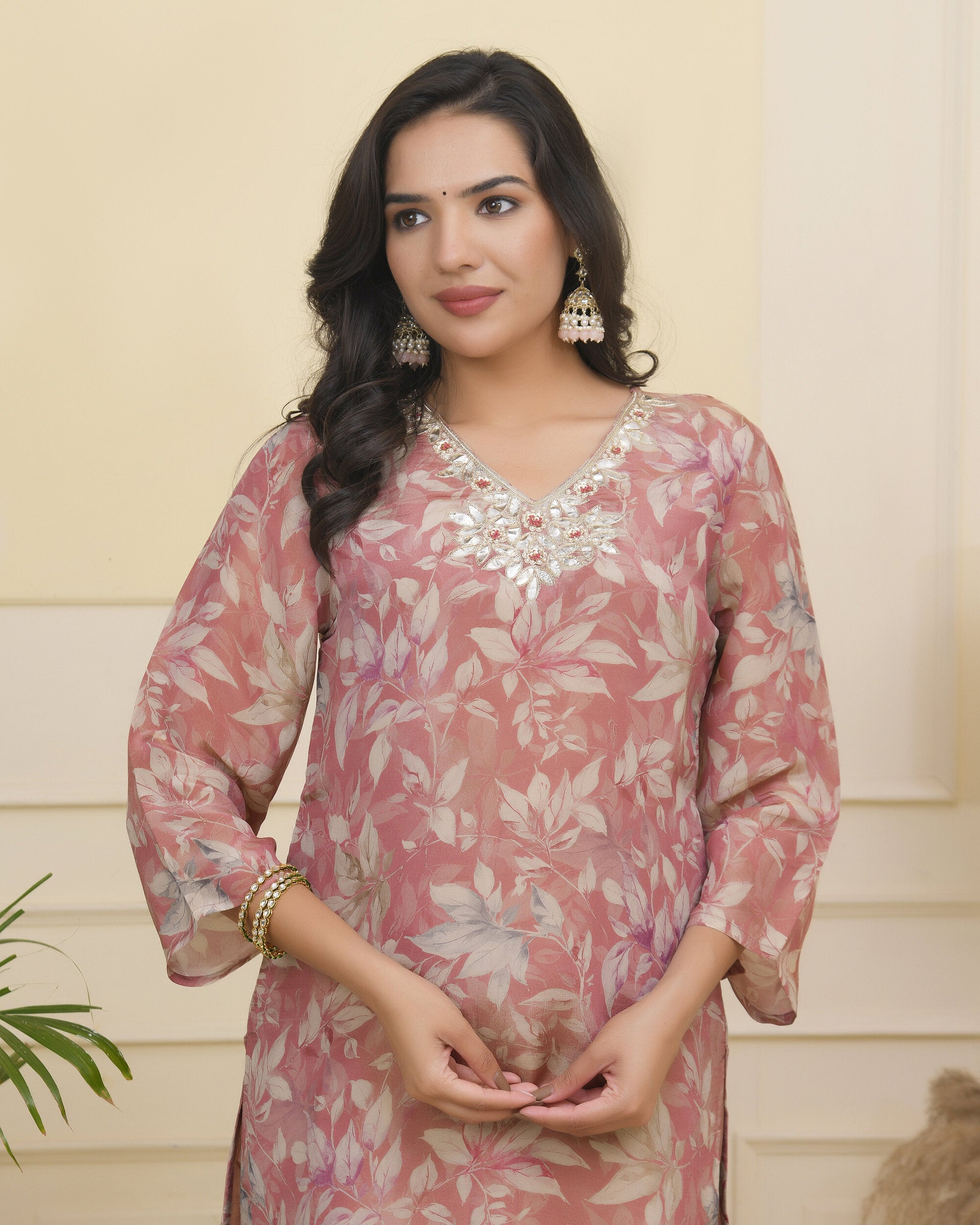 Women tissue shimmer kurta with silk pant & dupatta
