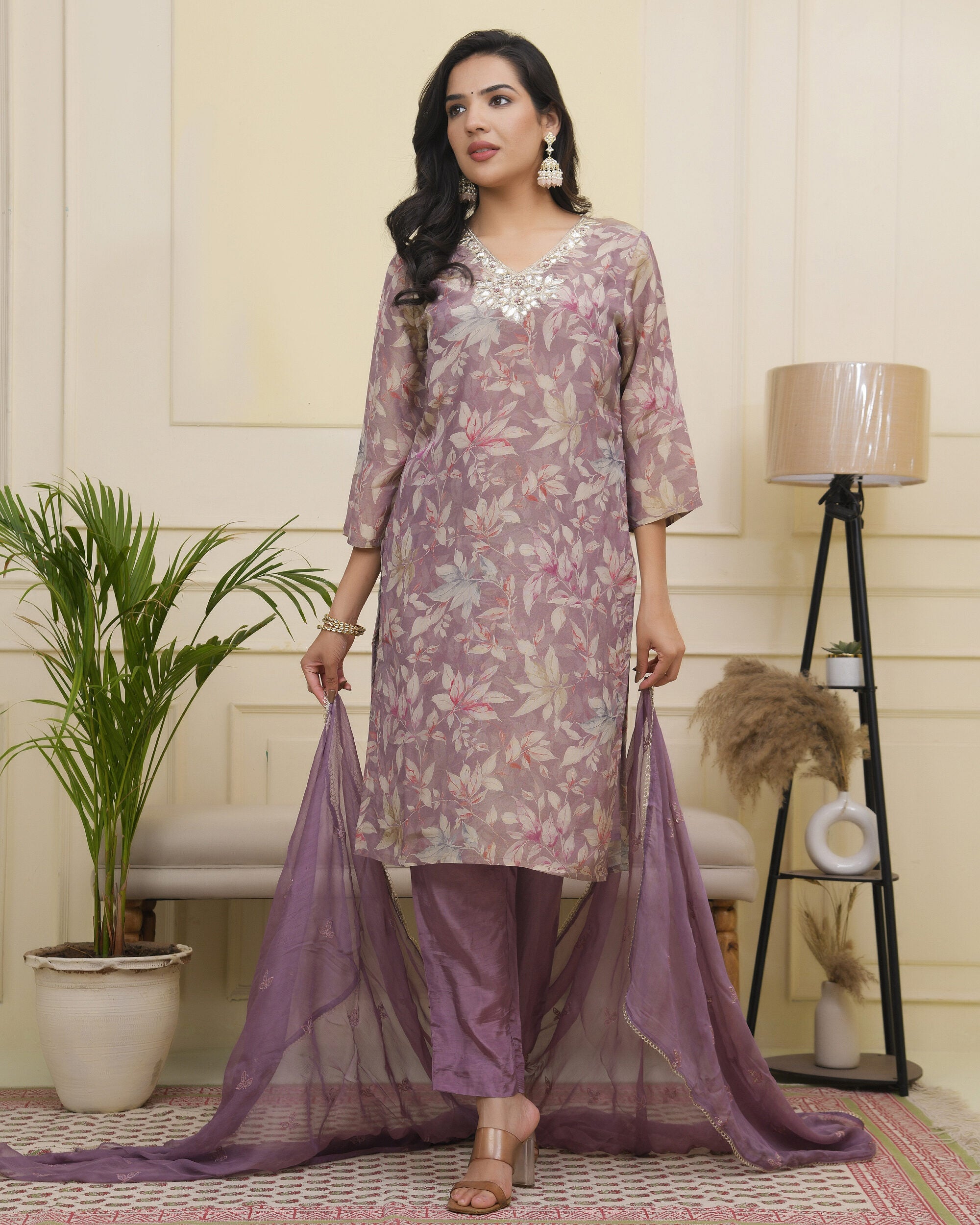 Women tissue shimmer kurta with silk pant & dupatta