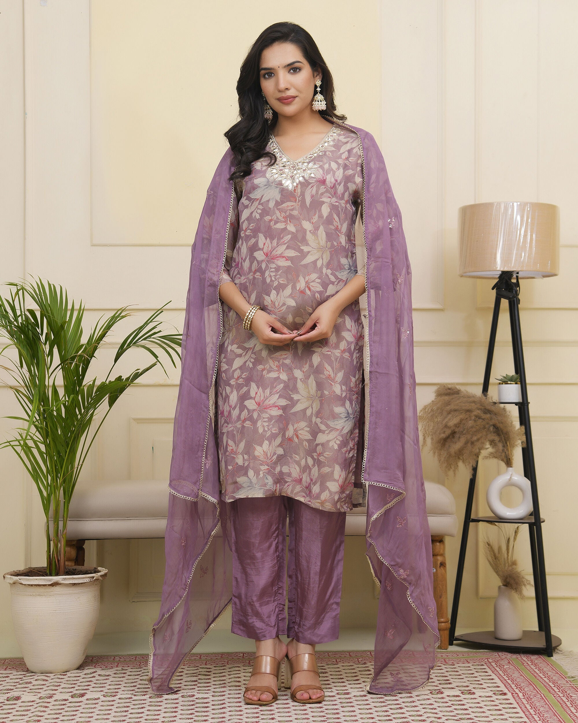 Women tissue shimmer kurta with silk pant & dupatta