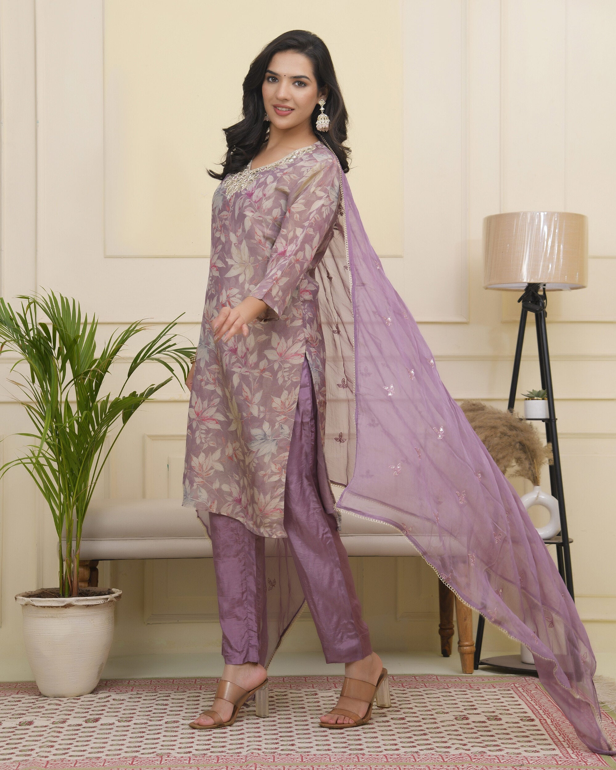 Women tissue shimmer kurta with silk pant & dupatta