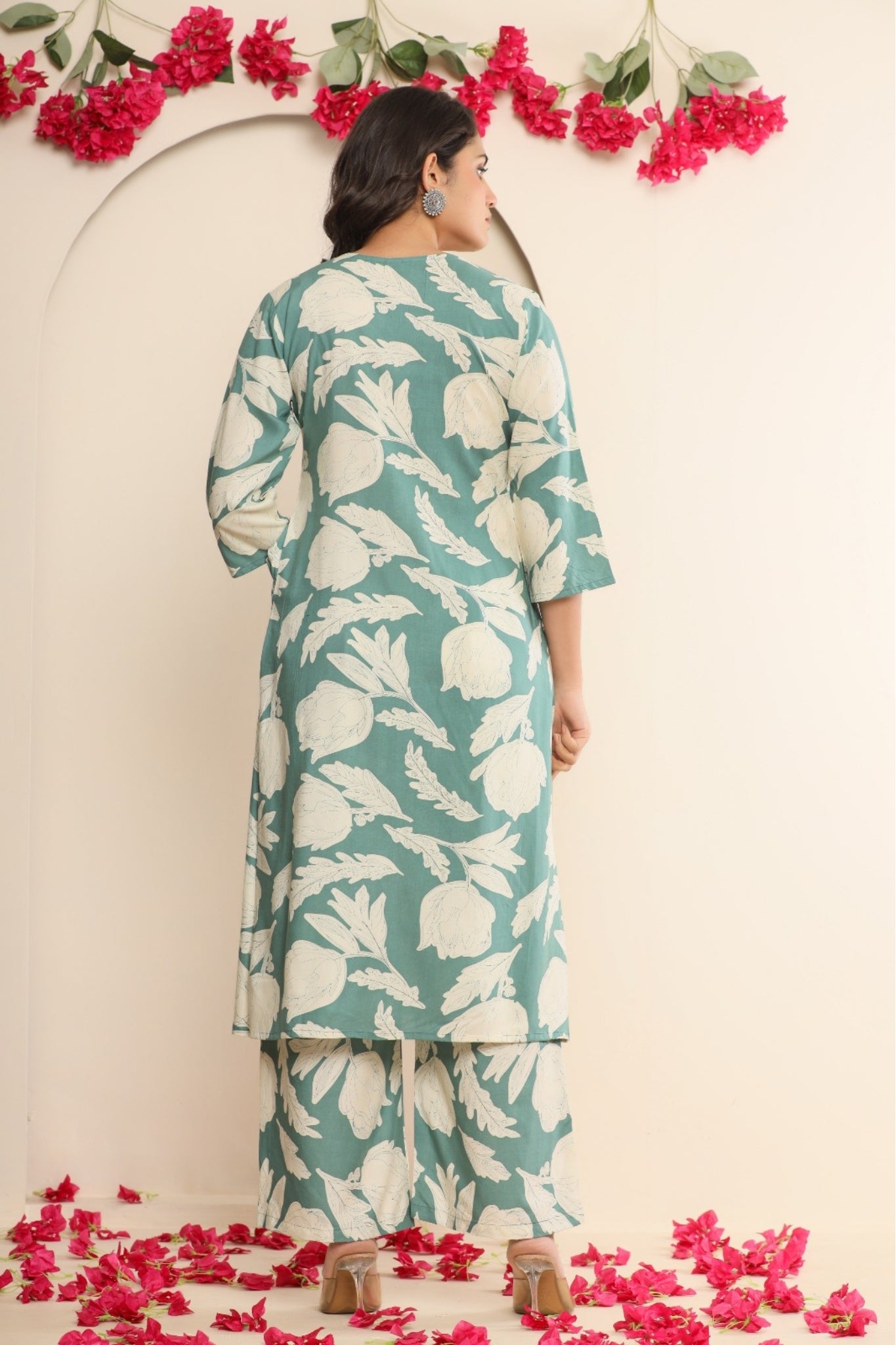 Aasmani Leher Coord Set