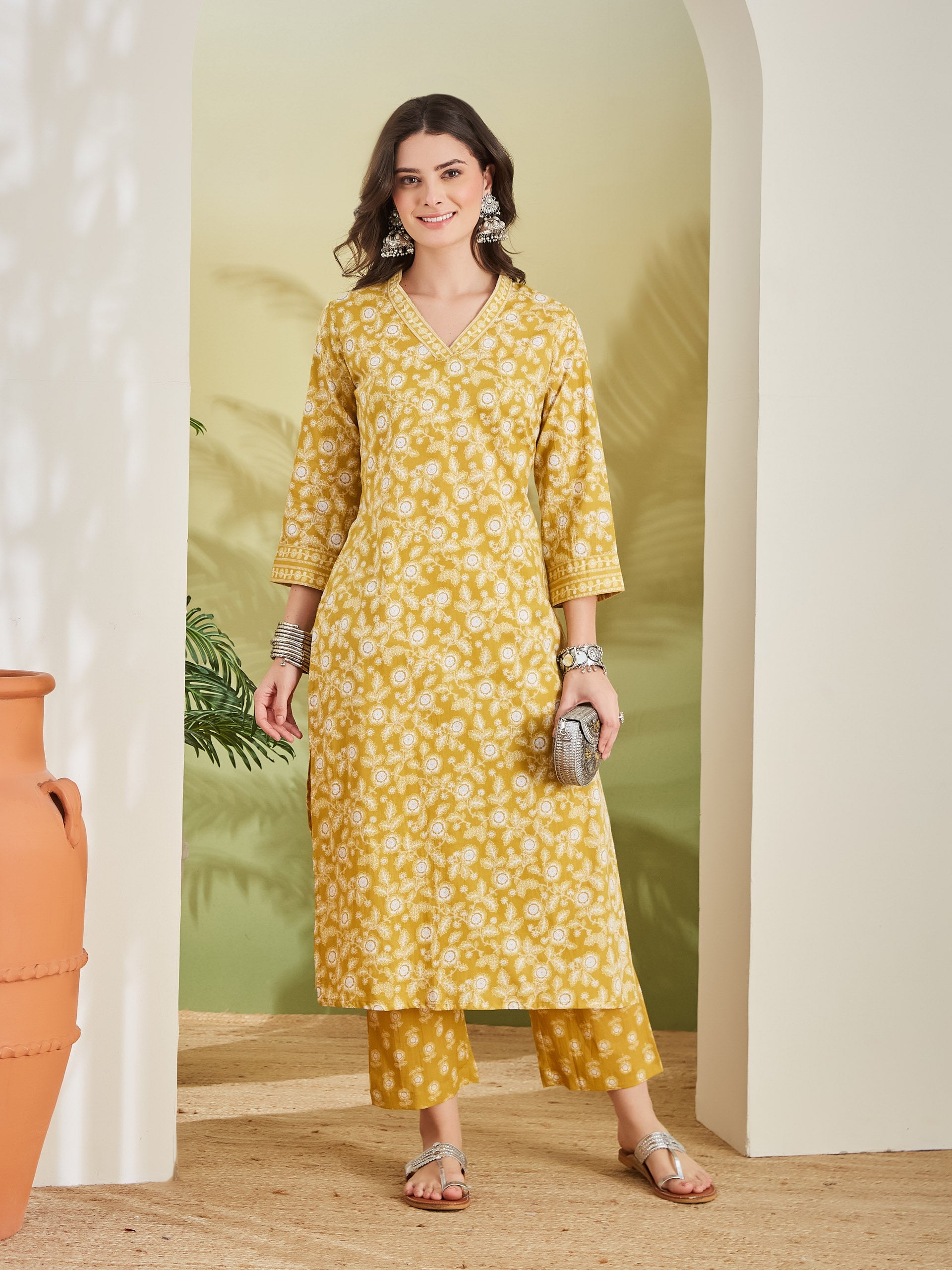 Women Floral Printed Pure Cotton A-Line Yellow Kurta With Pants
