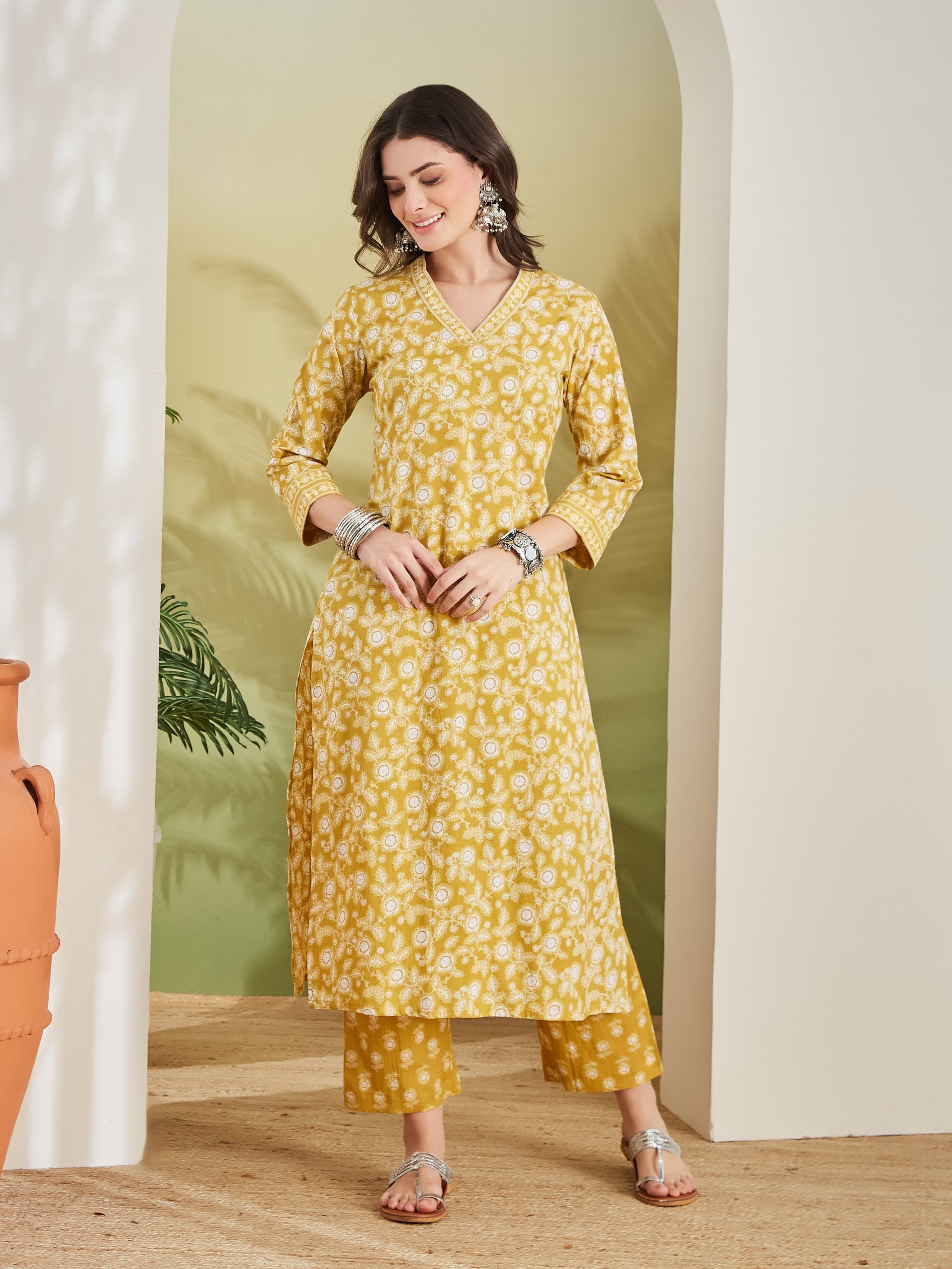 Women Floral Printed Pure Cotton A-Line Yellow Kurta With Pants