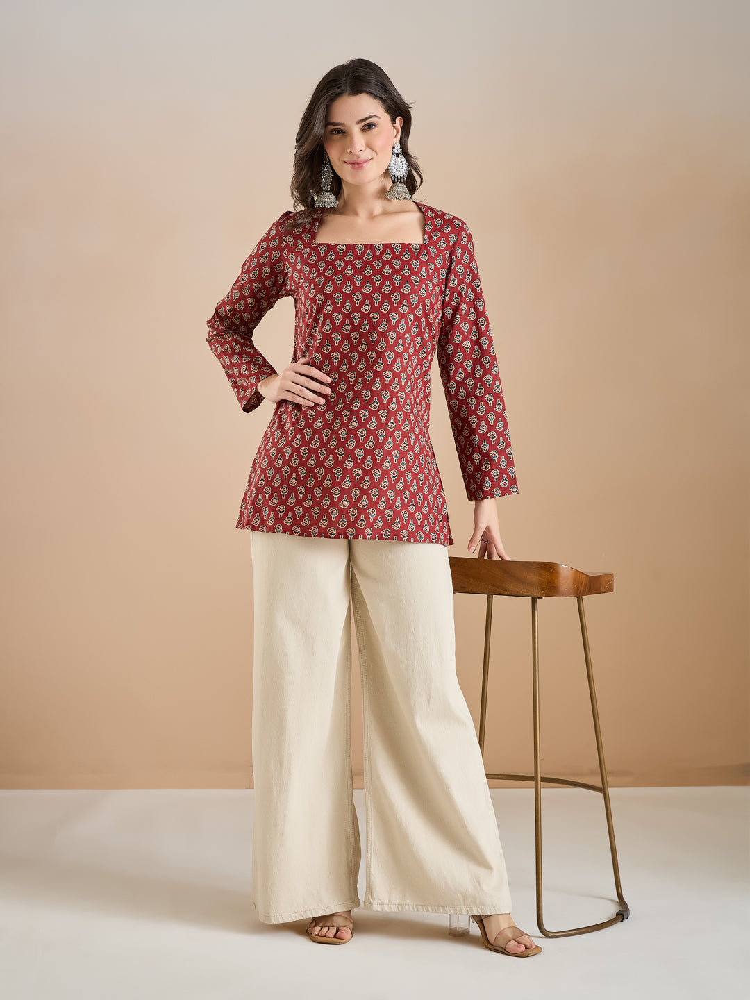 Women Floral Print Pure Cotton Straight Fit Maroon Top