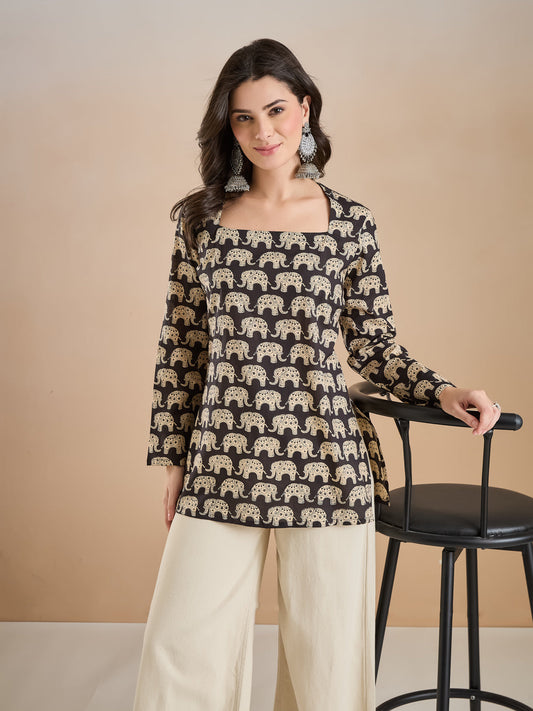 Women Quirky Print Pure Cotton Straight Fit Black Top