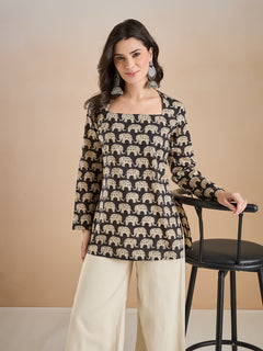 Women Quirky Print Pure Cotton Straight Fit Black Top