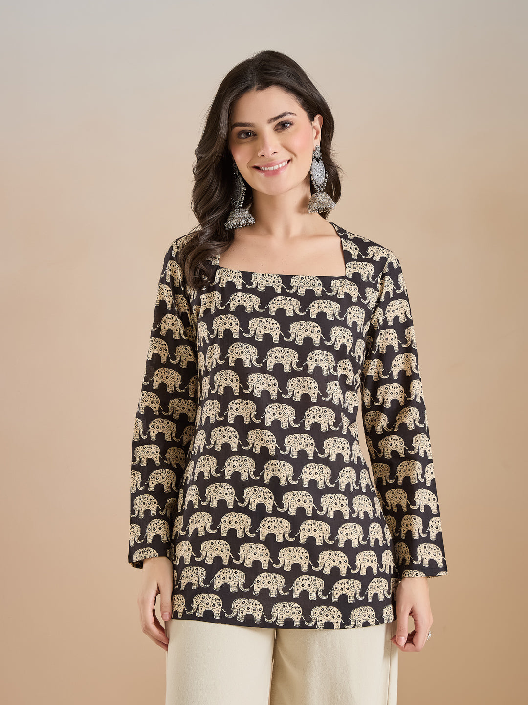 Women Quirky Print Pure Cotton Straight Fit Black Top