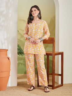Women Floral Printed Pure Cotton Orange Night suit