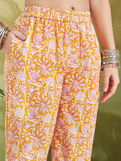 Women Floral Printed Pure Cotton Orange Night suit