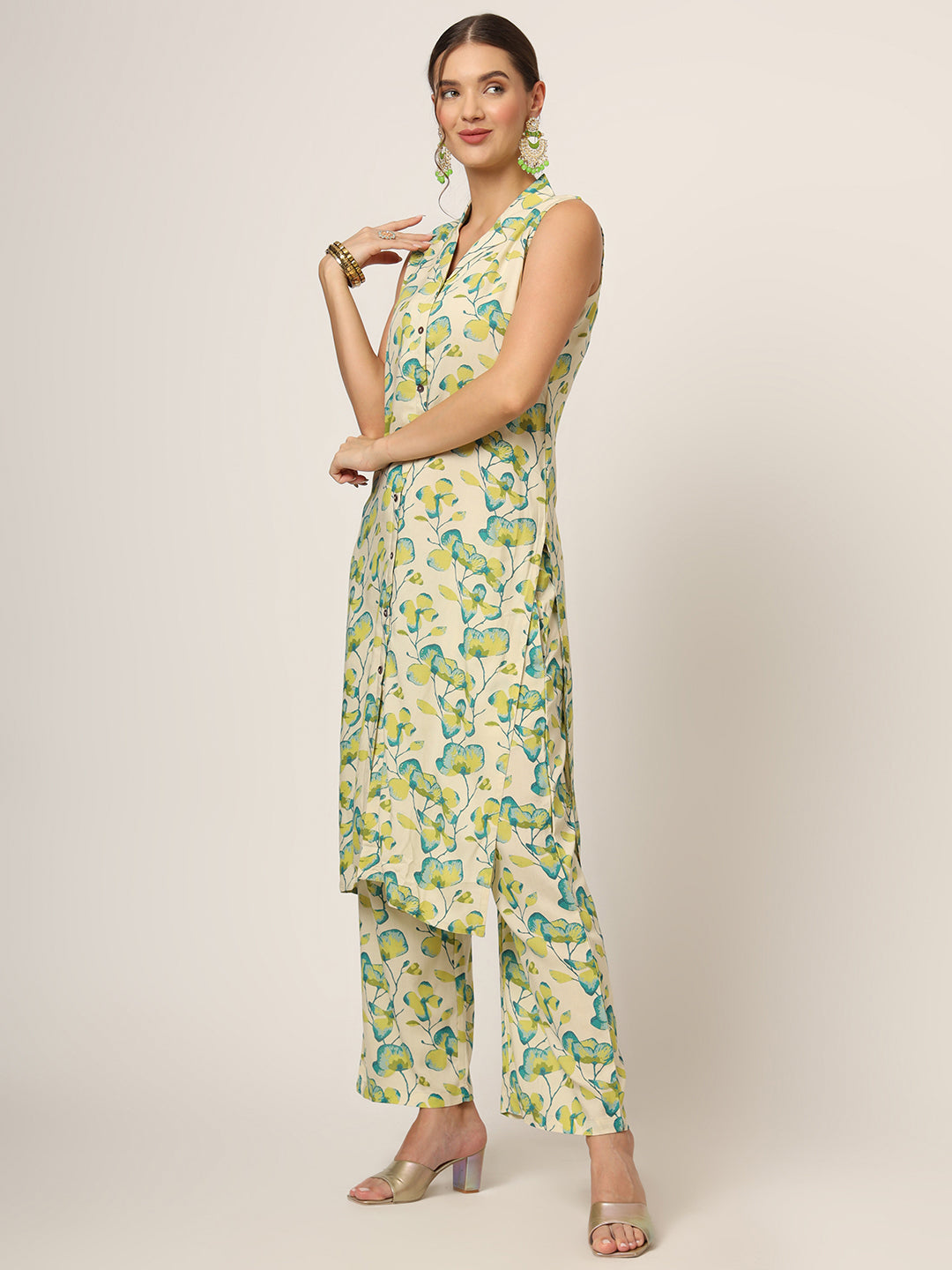 Cream Printed Rayon Fabric Straight Kurta