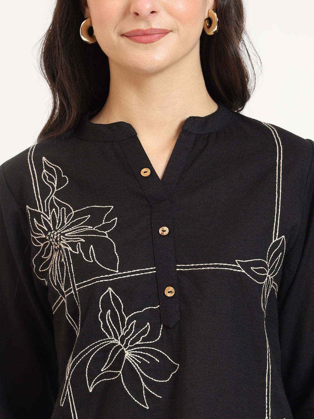 Black Embroidery Cotton Fabric Satraight Top