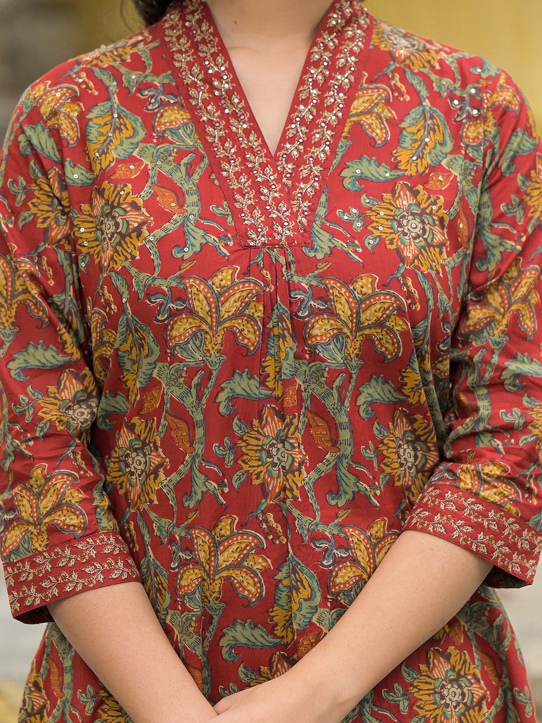 Maroon Cotton V-neck Kurta Pant Set with Dupatta