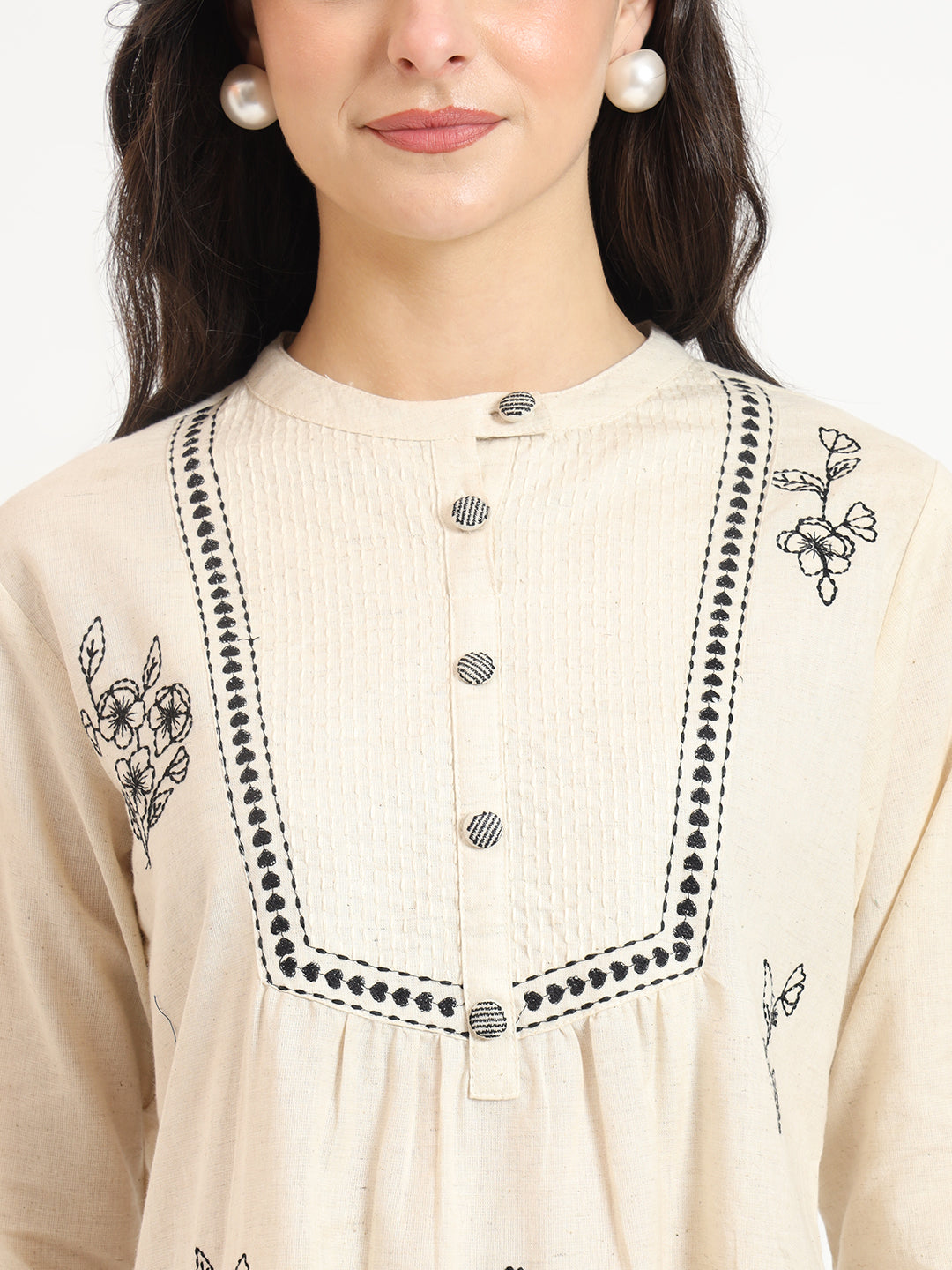 Off White Cotton Round Neck Embroidery Top