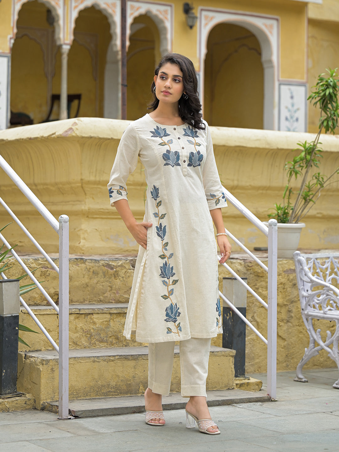 Off White Blue Embroidary Kurta Pant Set