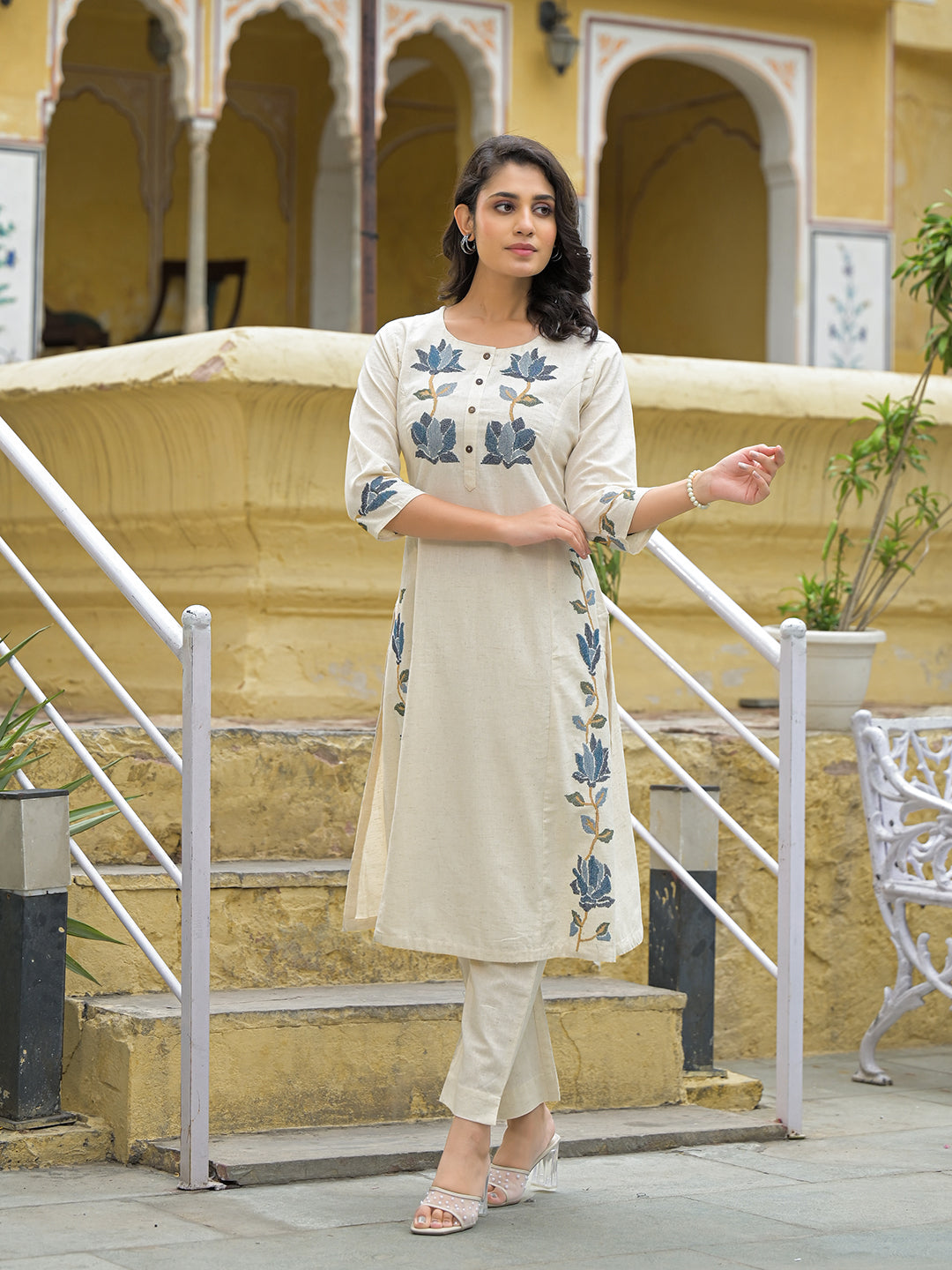 Off White Blue Embroidary Kurta Pant Set