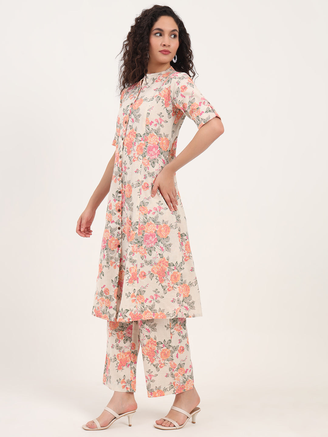Cream Floral Printed Cotton Kurta Sets