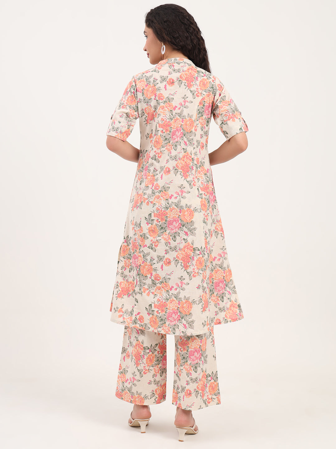 Cream Floral Printed Cotton Kurta Sets