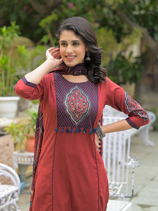 Maroon Cotton Round neck Yoke work kurta Pant Set With Dupatta