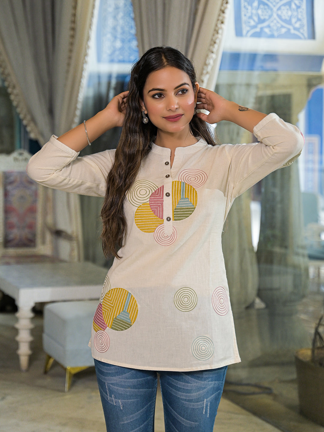 Offwhite Embroidery Cotton Fabric Straight Top