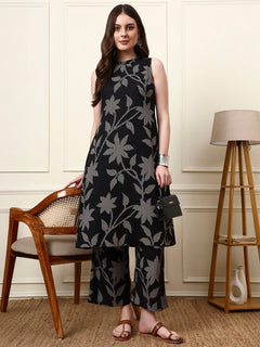 Divena Black Boat Neck Sleeveless Rayon Co-ord Sets