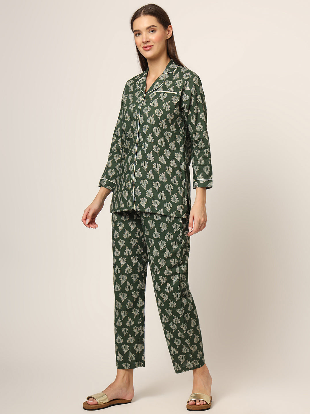 Green Floral Print Cotton Regular Fit Night Suit