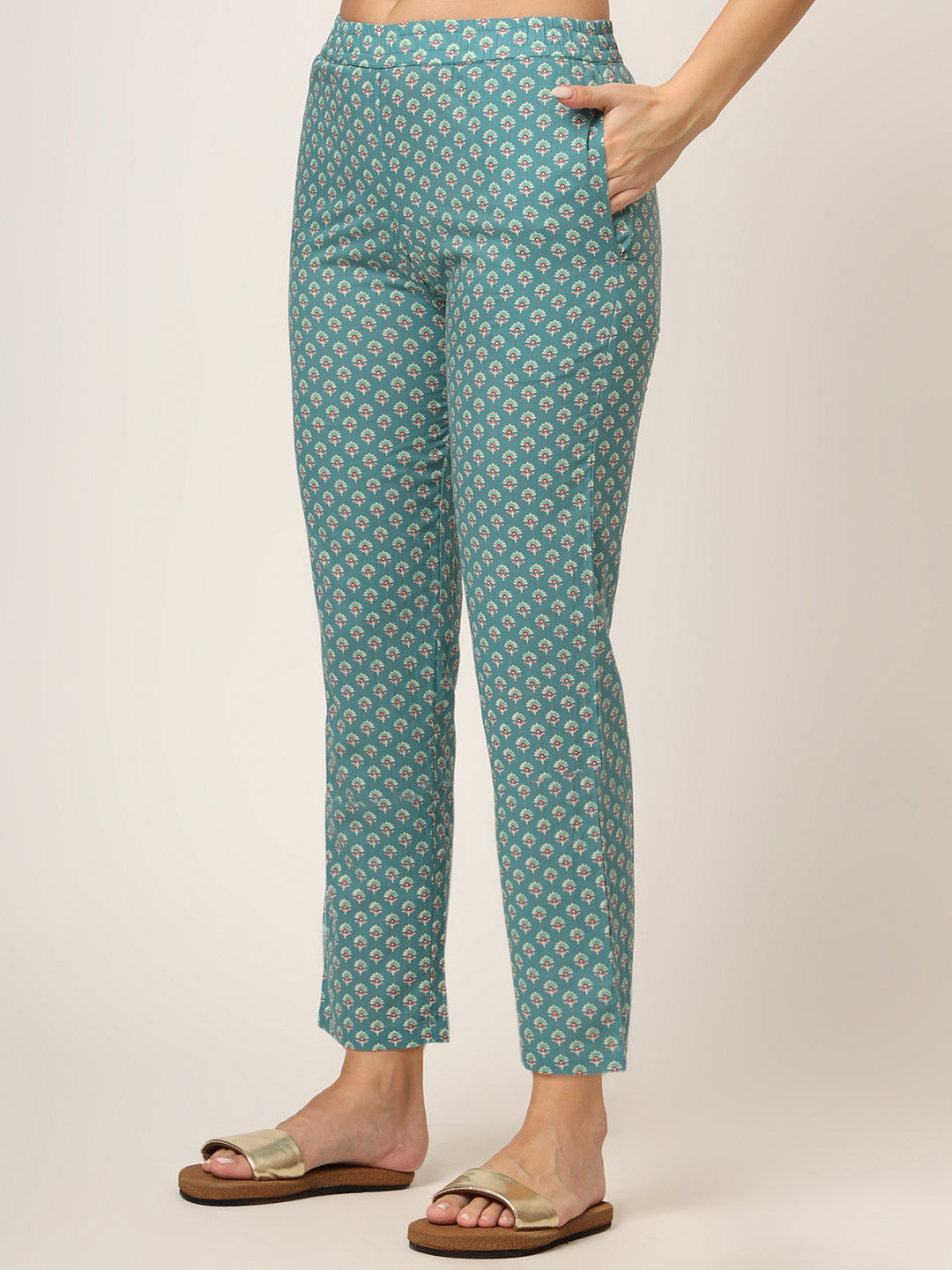 Green Floral Print Cotton Regular Fit Night Suit