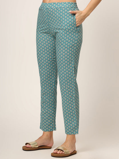Green Floral Print Cotton Regular Fit Night Suit