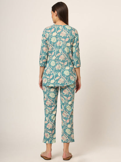 Green Floral Print Cotton Regular Fit Night Suit