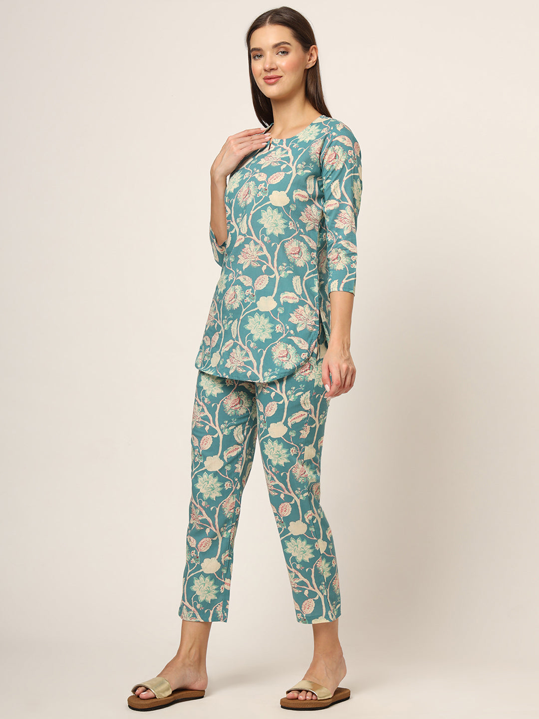 Green Floral Print Cotton Regular Fit Night Suit
