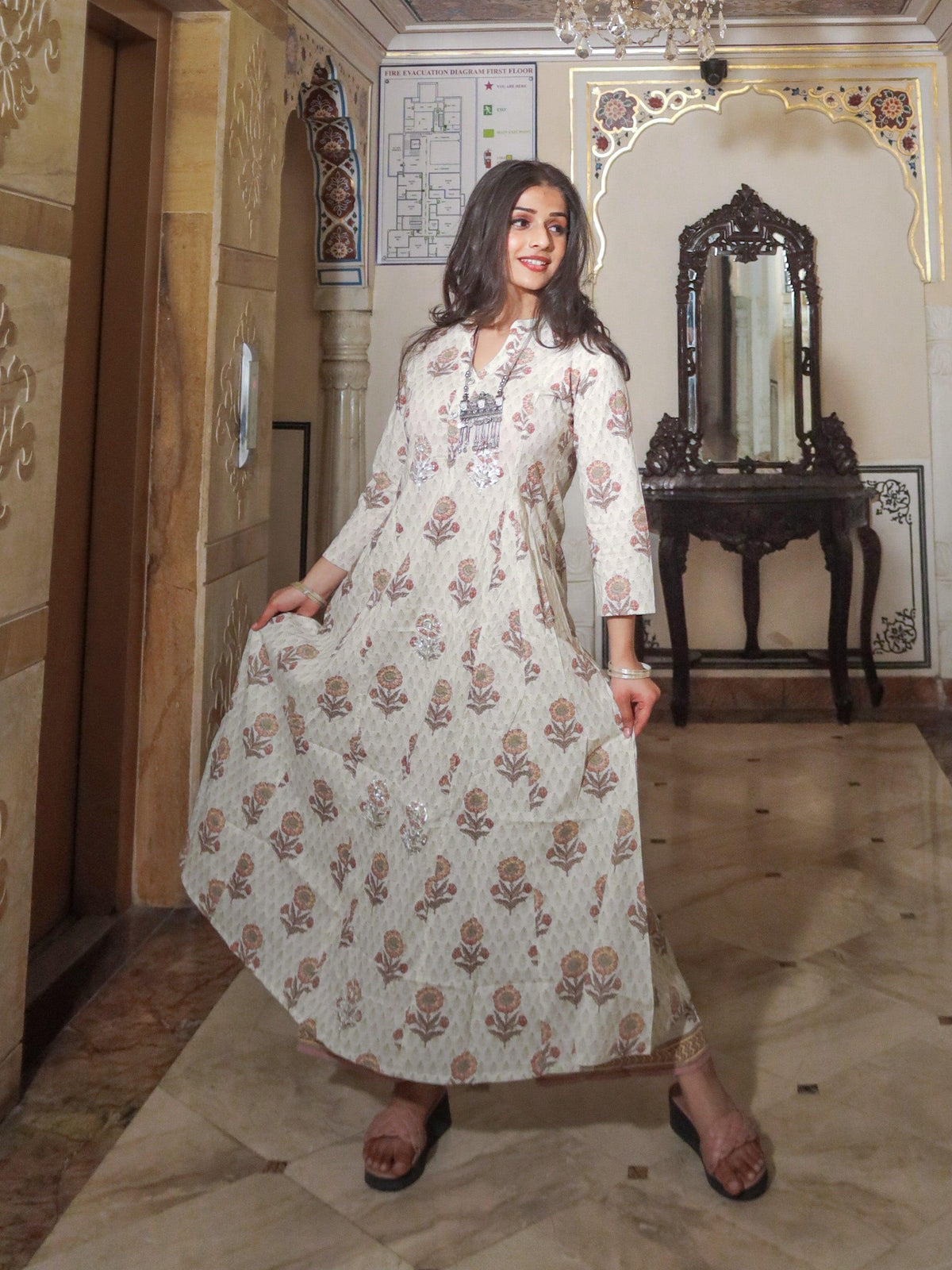 ivory white self print cotton kurti with palazzo set - world.com