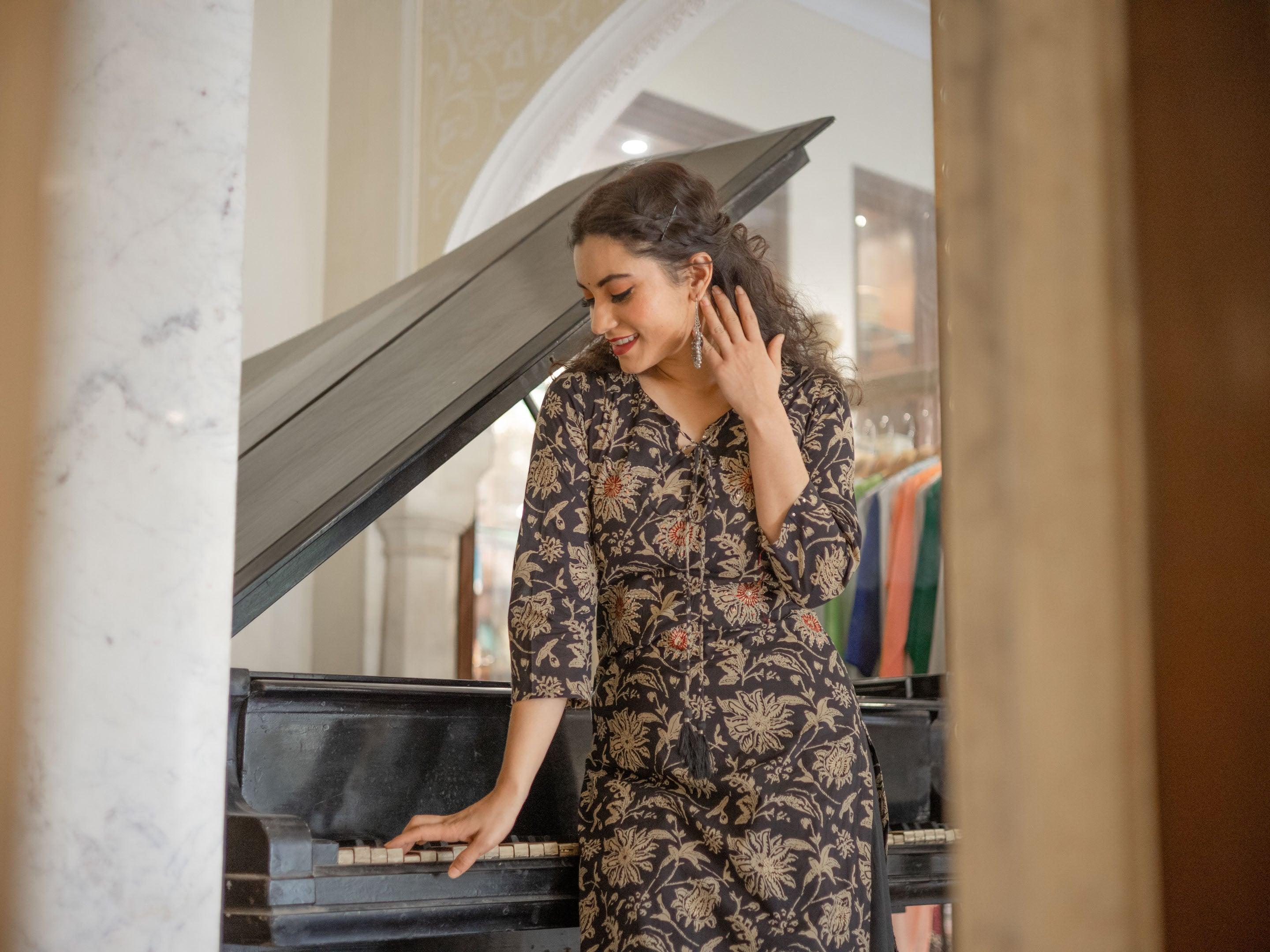  Black Printed Kurta with Palazzo Set - world.com