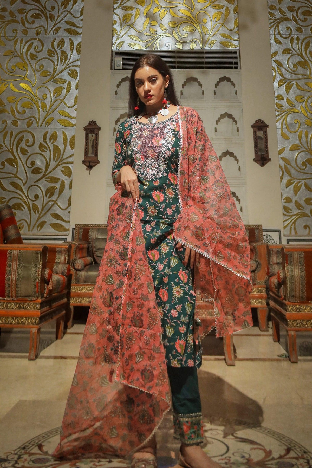  Green Floral Printed Kurta Pant Set with Dupatta - world.com