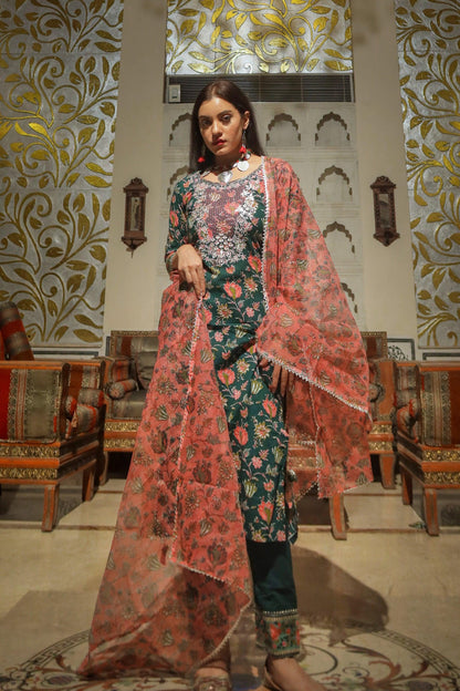  Green Floral Printed Kurta Pant Set with Dupatta - world.com