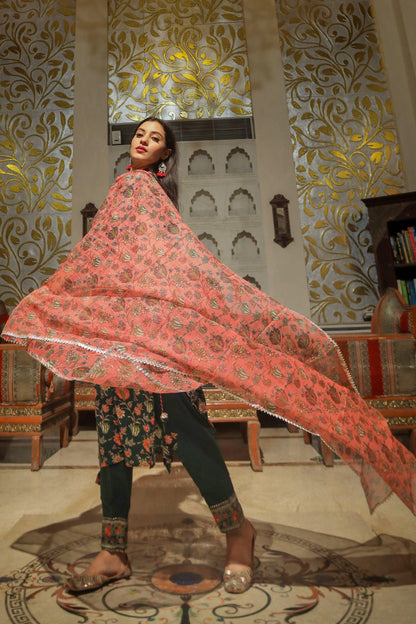  Green Floral Printed Kurta Pant Set with Dupatta - world.com