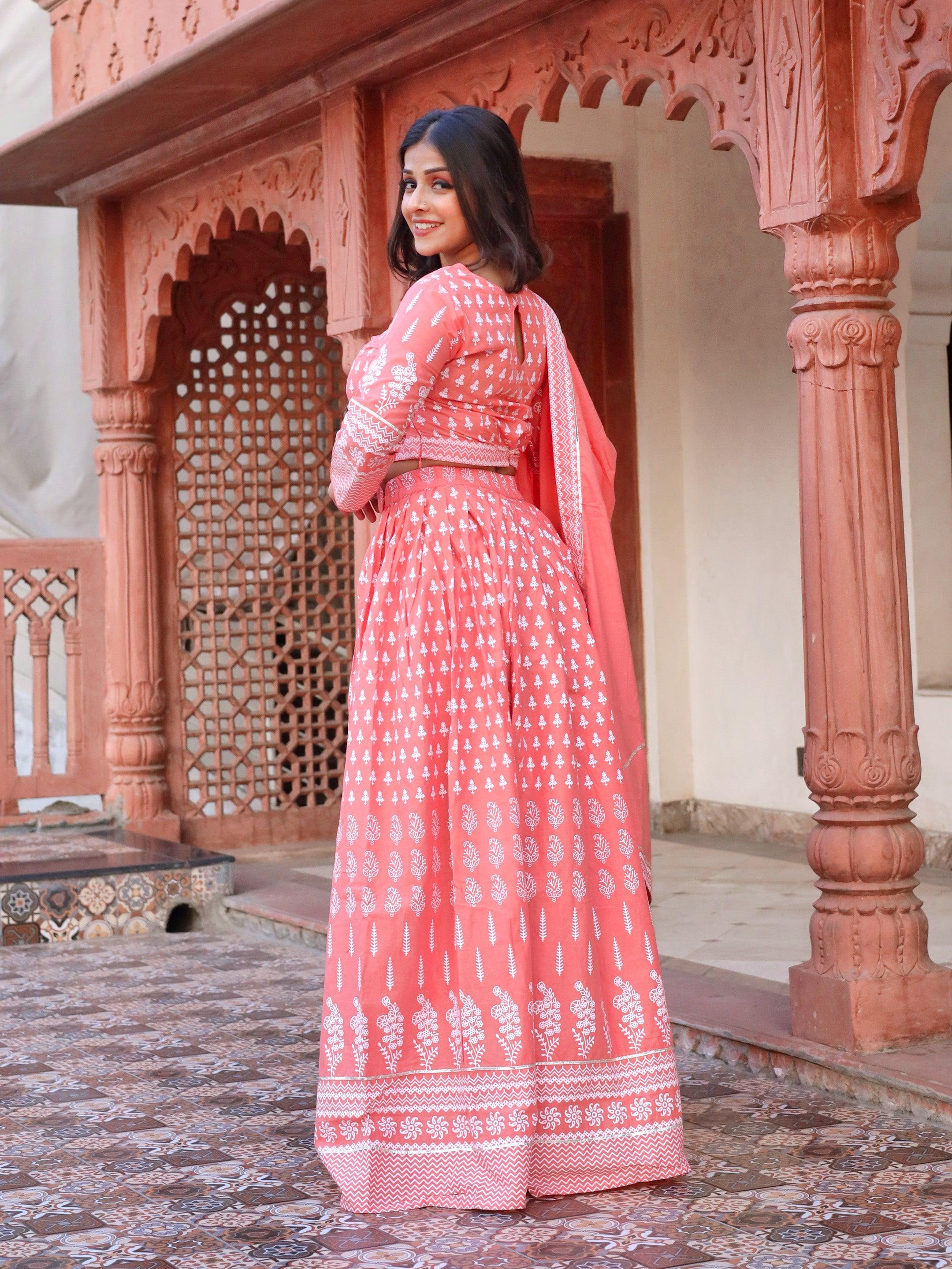  Pink Printed Crop Top, lehenga with Dupatta set - world.com