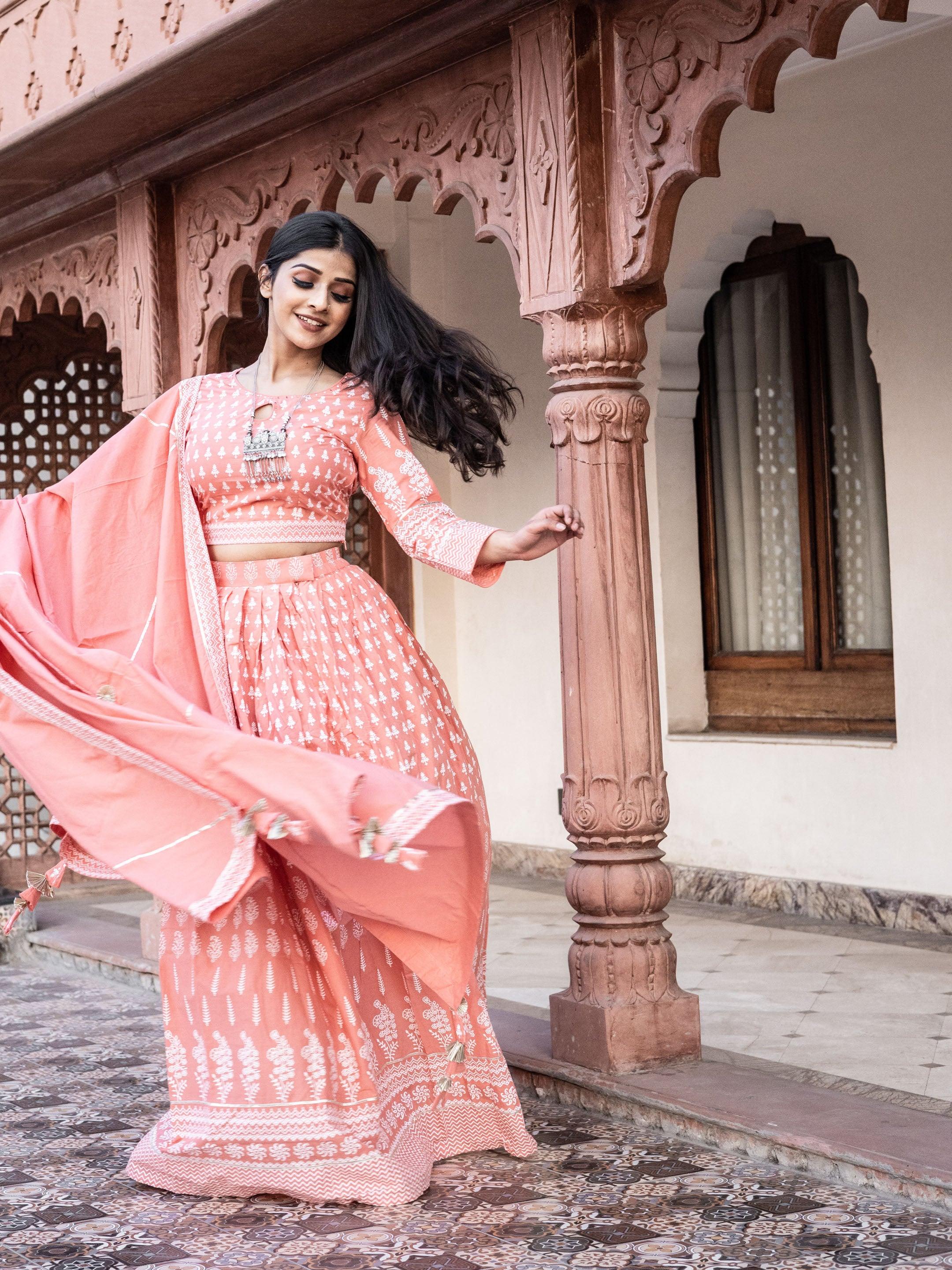  Pink Printed Crop Top, lehenga with Dupatta set - world.com