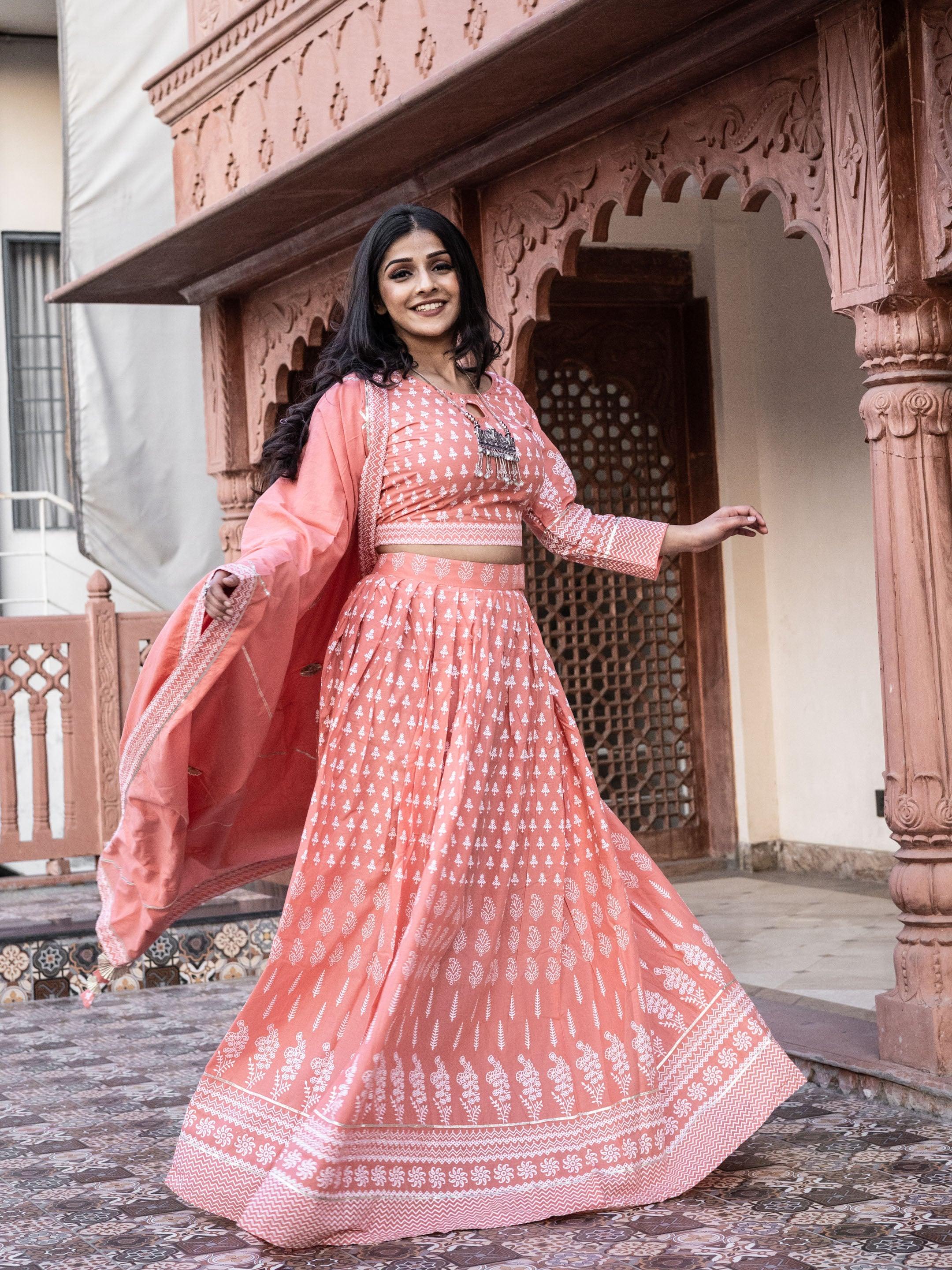  Pink Printed Crop Top, lehenga with Dupatta set - world.com