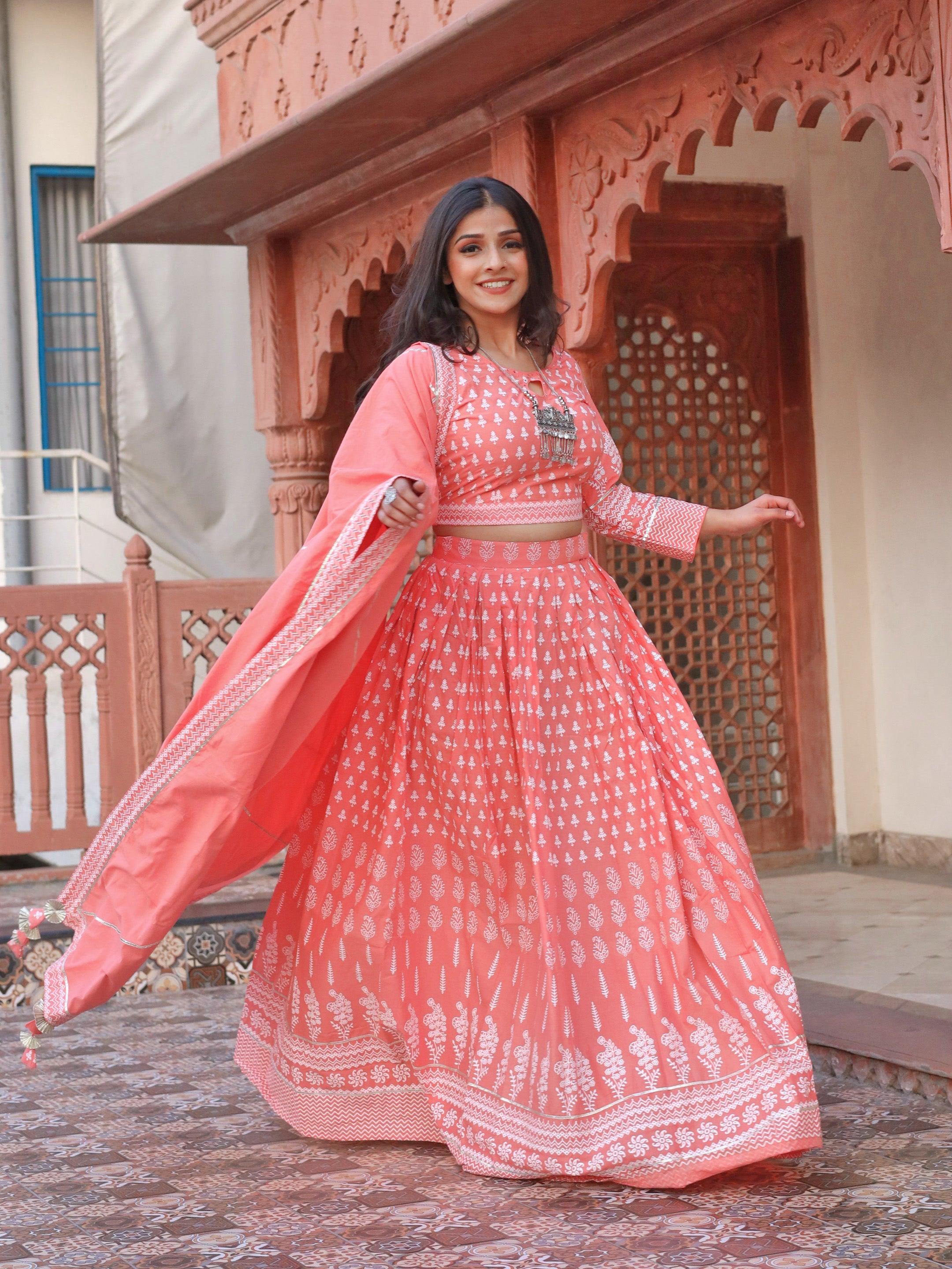  Pink Printed Crop Top, lehenga with Dupatta set - world.com