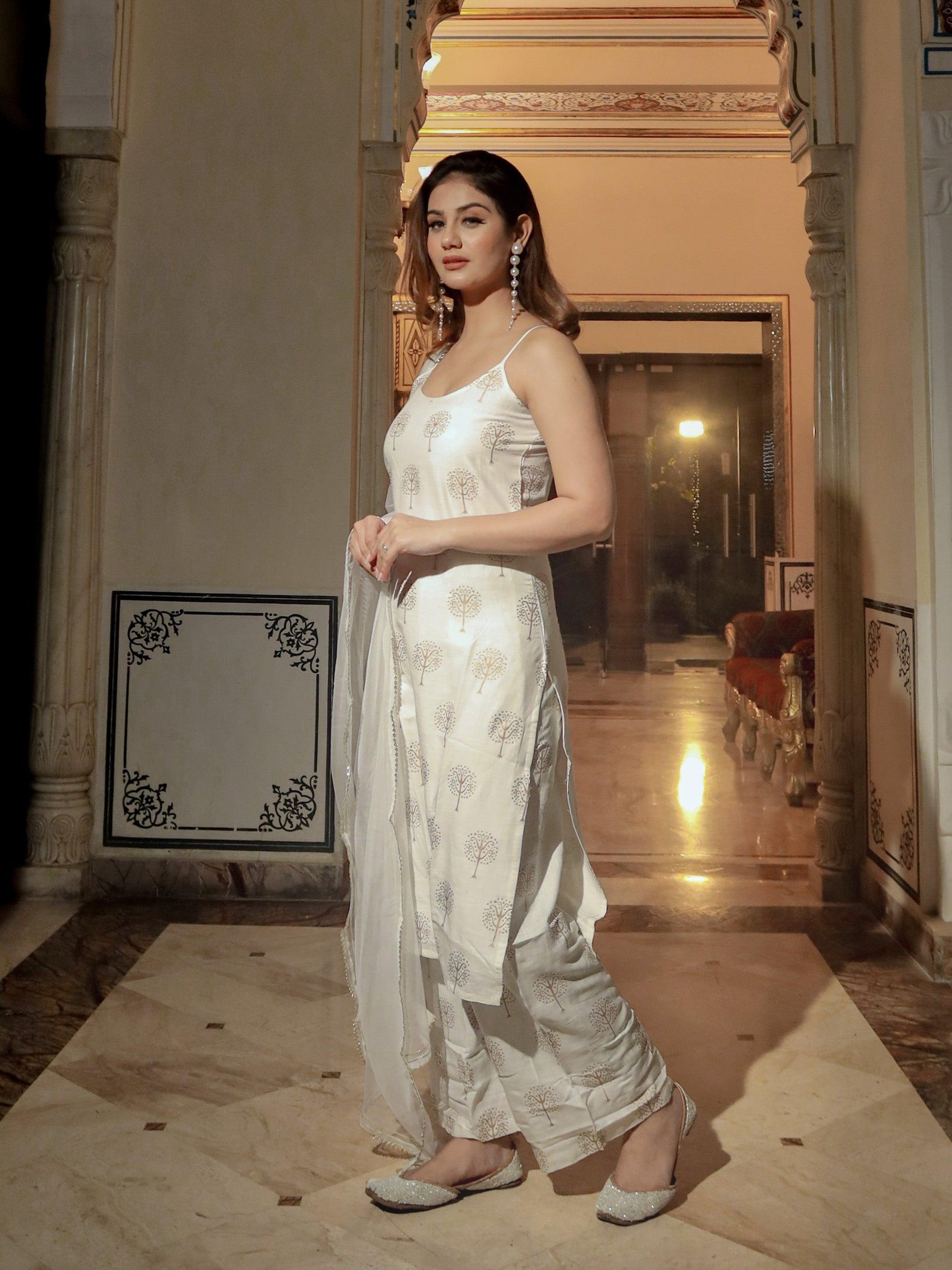  white shoulder strip Kurta Palazoo set with net Dupatta - world.com