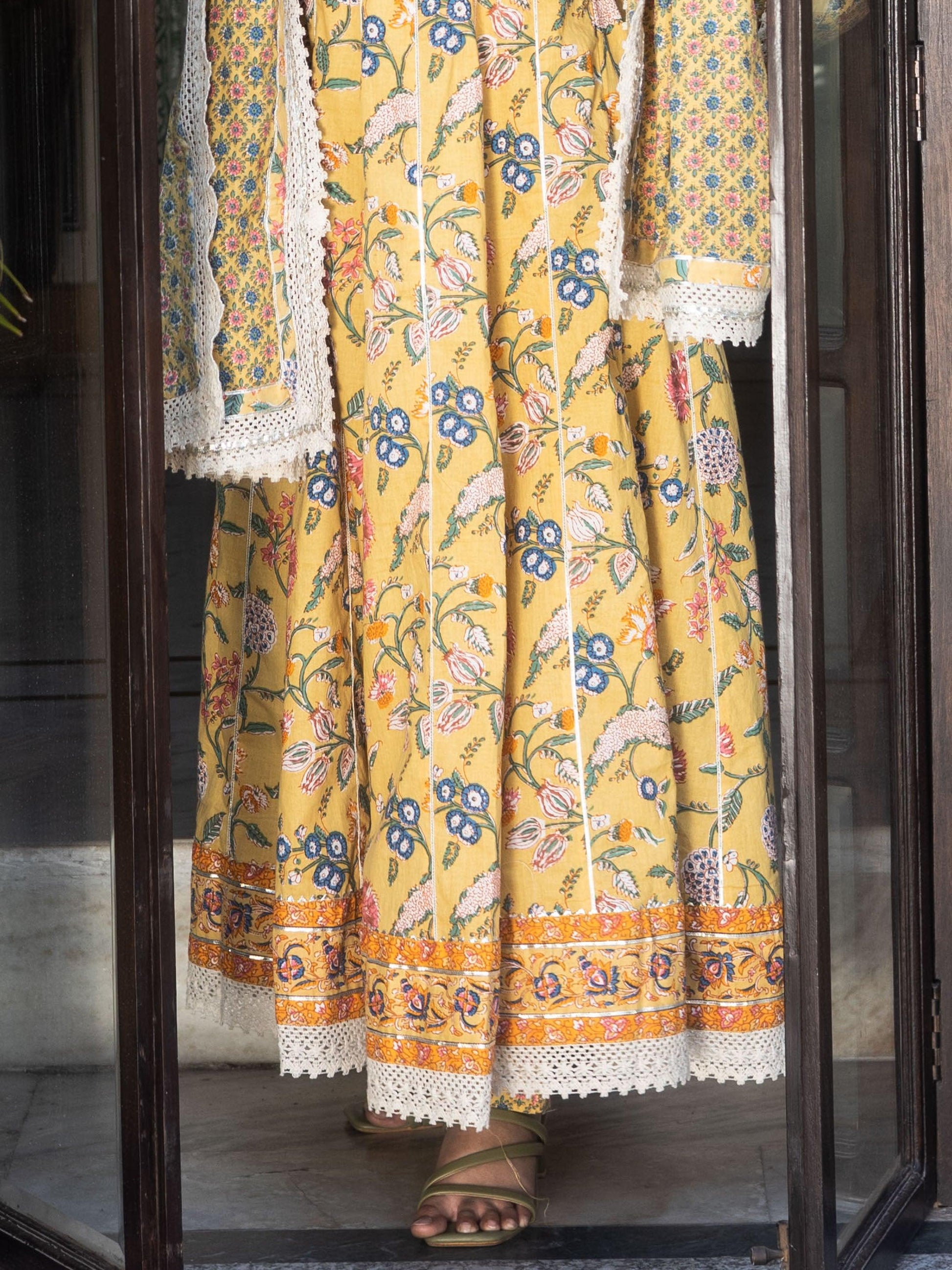  Yellow Floral anarkali Pant Set with Dupatta - world.com
