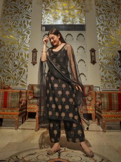 Black shoulder strip Kurta Palazoo set with net Dupatta