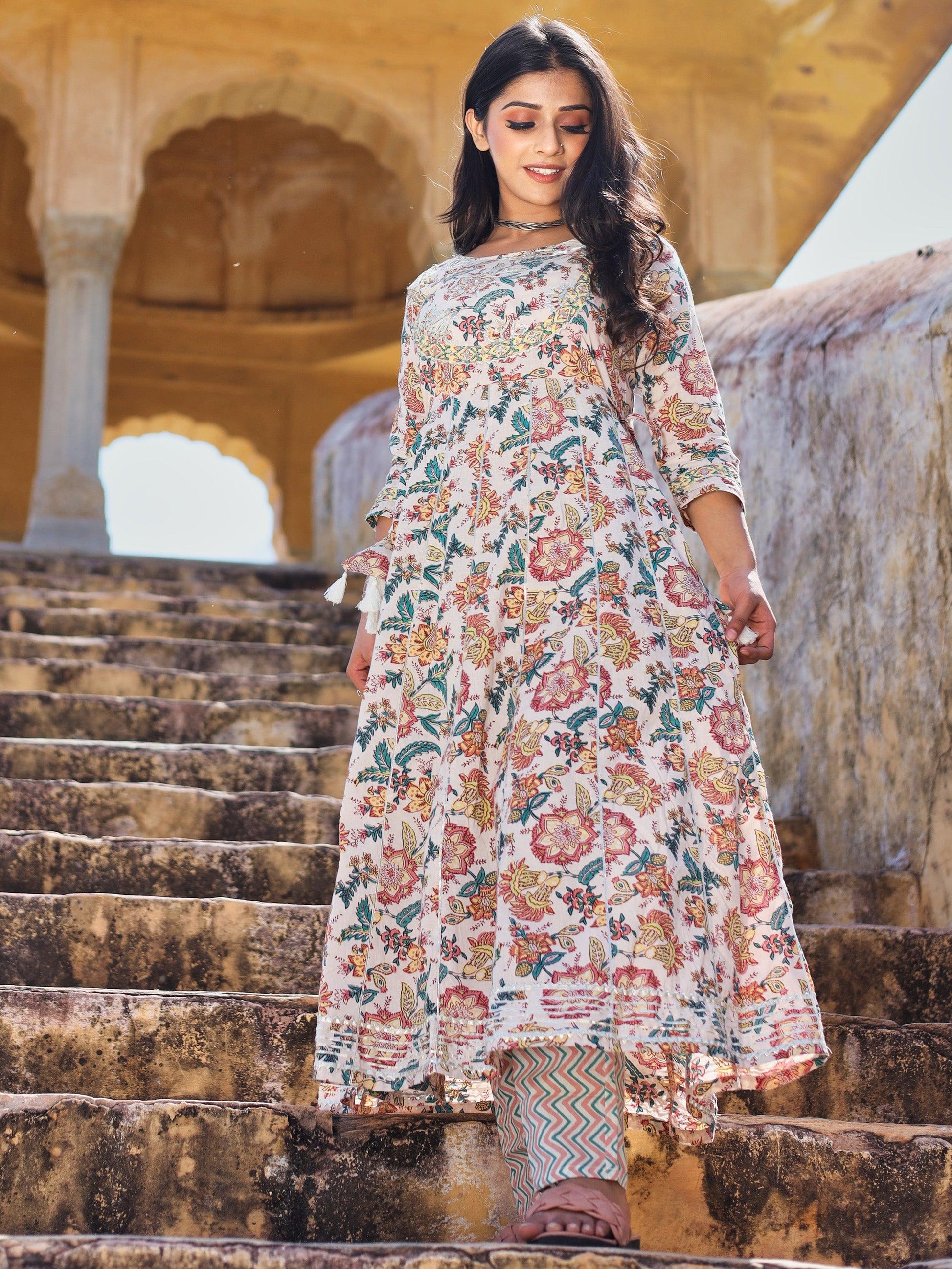  Off white Cotton Anarkali Kurta Pant Set - world.com