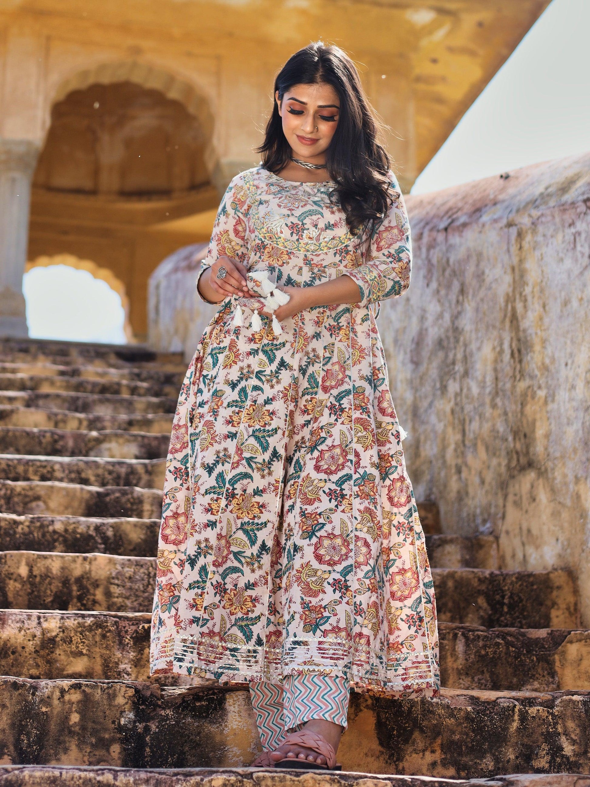  Off white Cotton Anarkali Kurta Pant Set - world.com