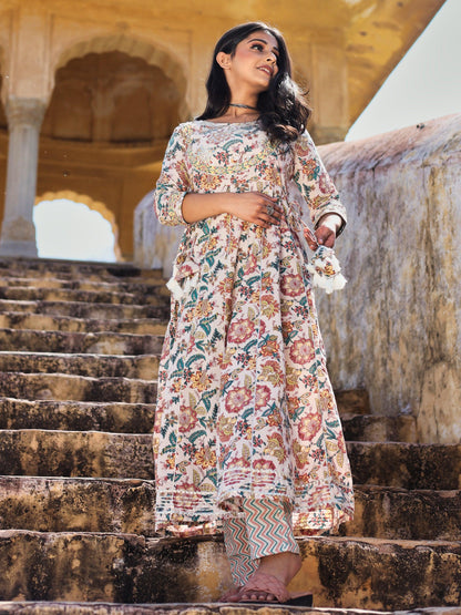  Off white Cotton Anarkali Kurta Pant Set - world.com