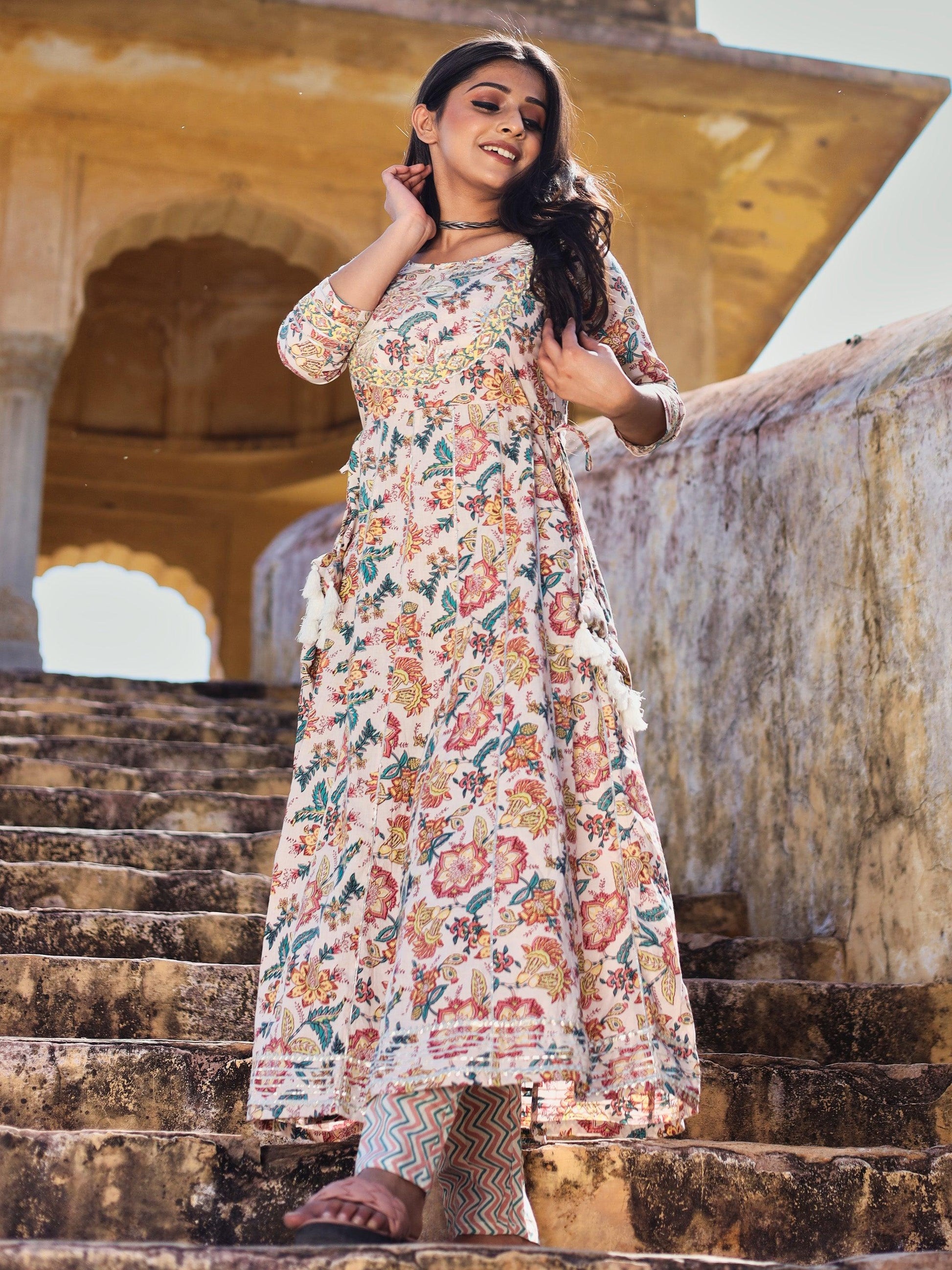  Off white Cotton Anarkali Kurta Pant Set - world.com