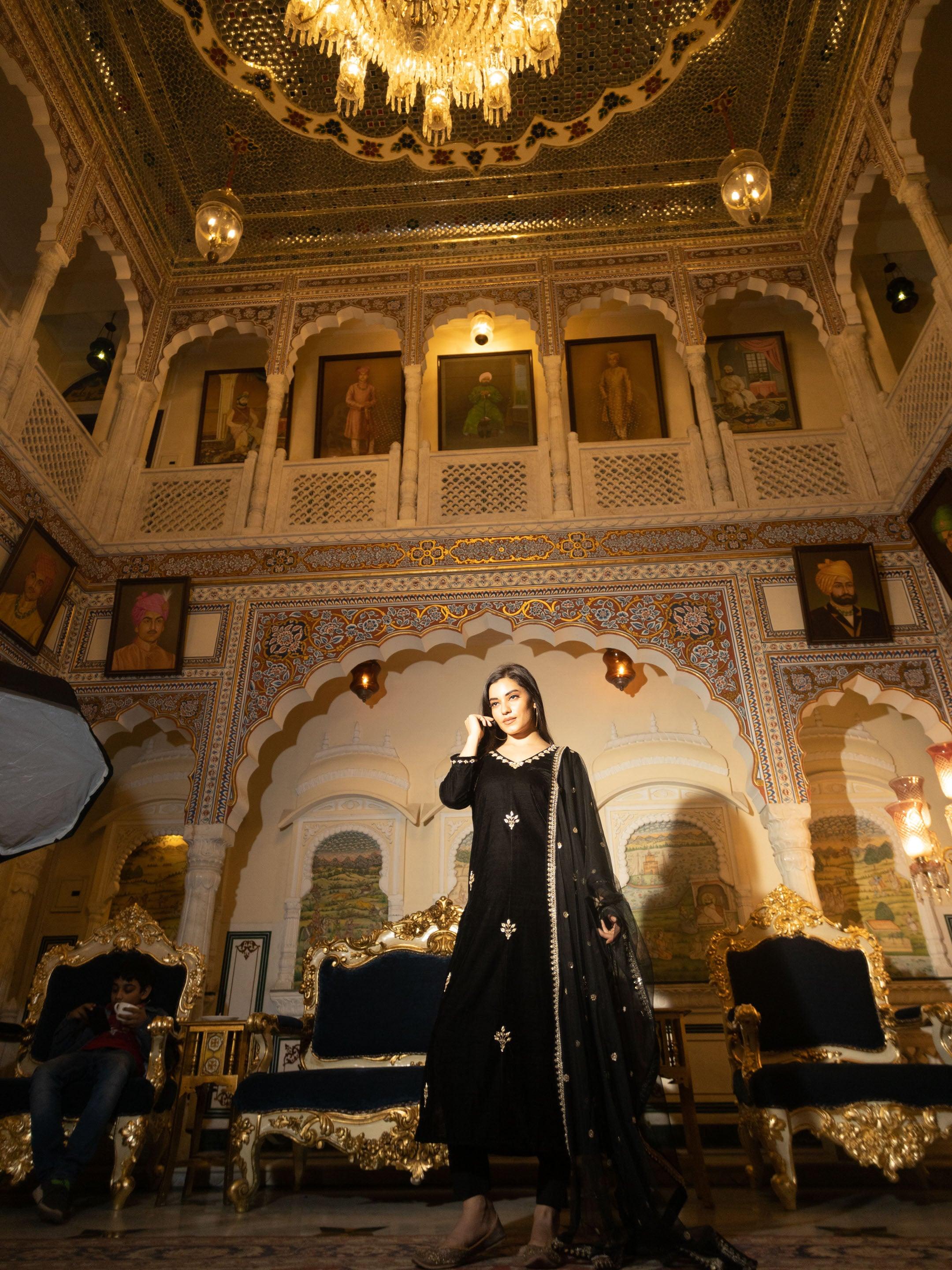  Black Velvet hand work Kurta pant With Net Dupatta set - world.com