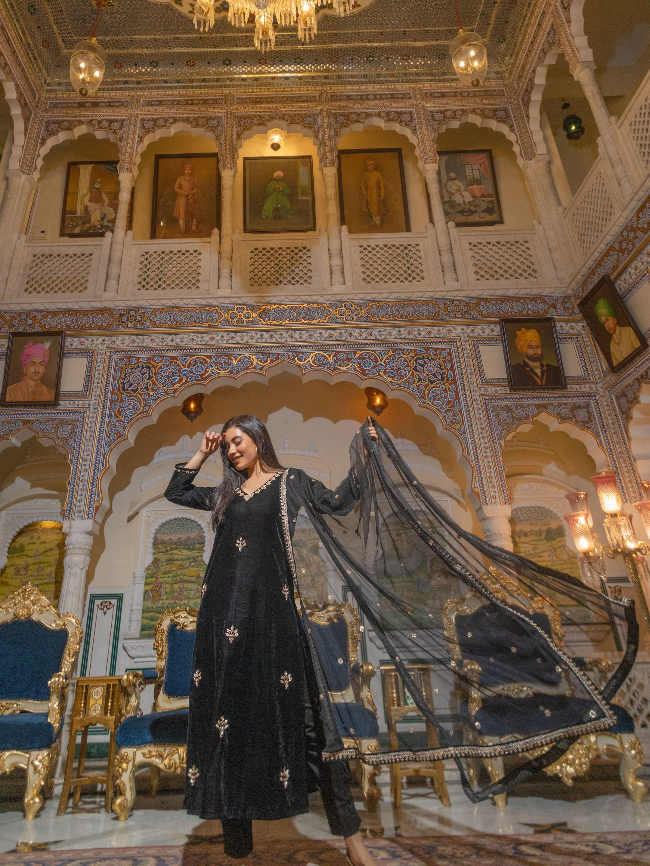  Black Velvet hand work Kurta pant With Net Dupatta set - world.com