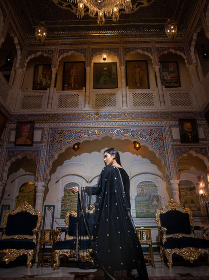  Black Velvet hand work Kurta pant With Net Dupatta set - world.com